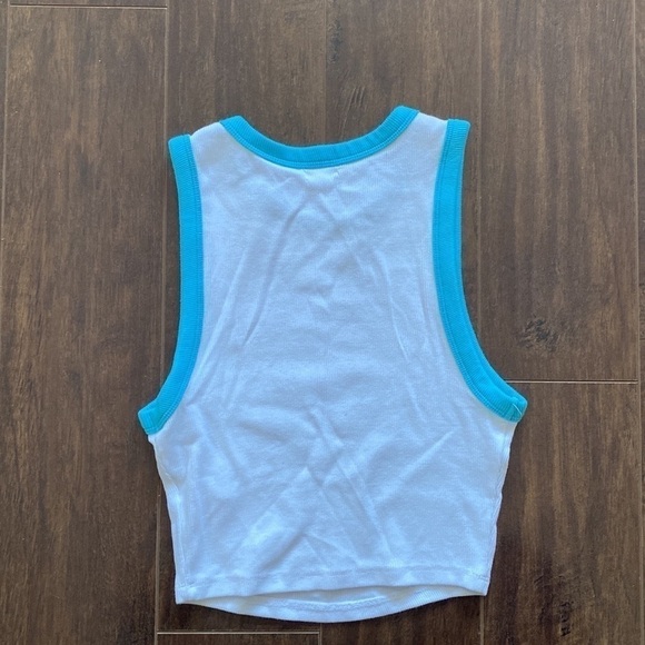 Garage White Bahamas Graphic Cropped Tank size XS - Picture 8 of 9